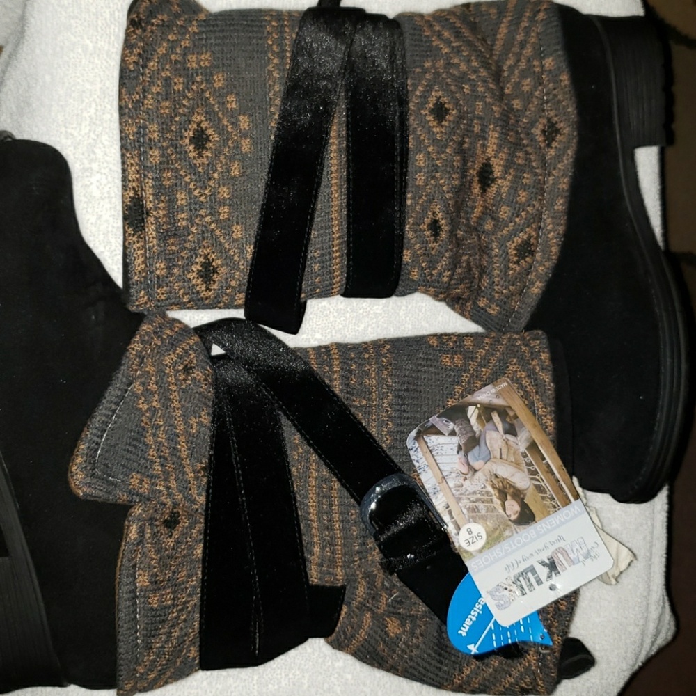 MUK LUKS ANKLE BOOTS SIZE 8 SH41